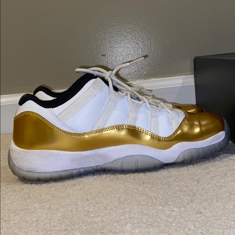 Jordan 11 Retro Low ‘Closing Ceremony’